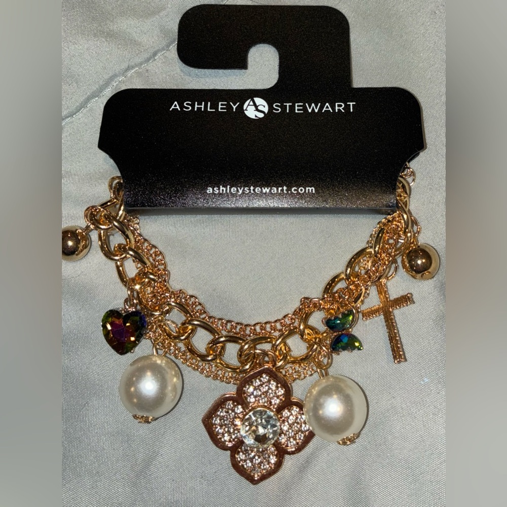 Ashley Stewart Gold tone charm bracelet nwt